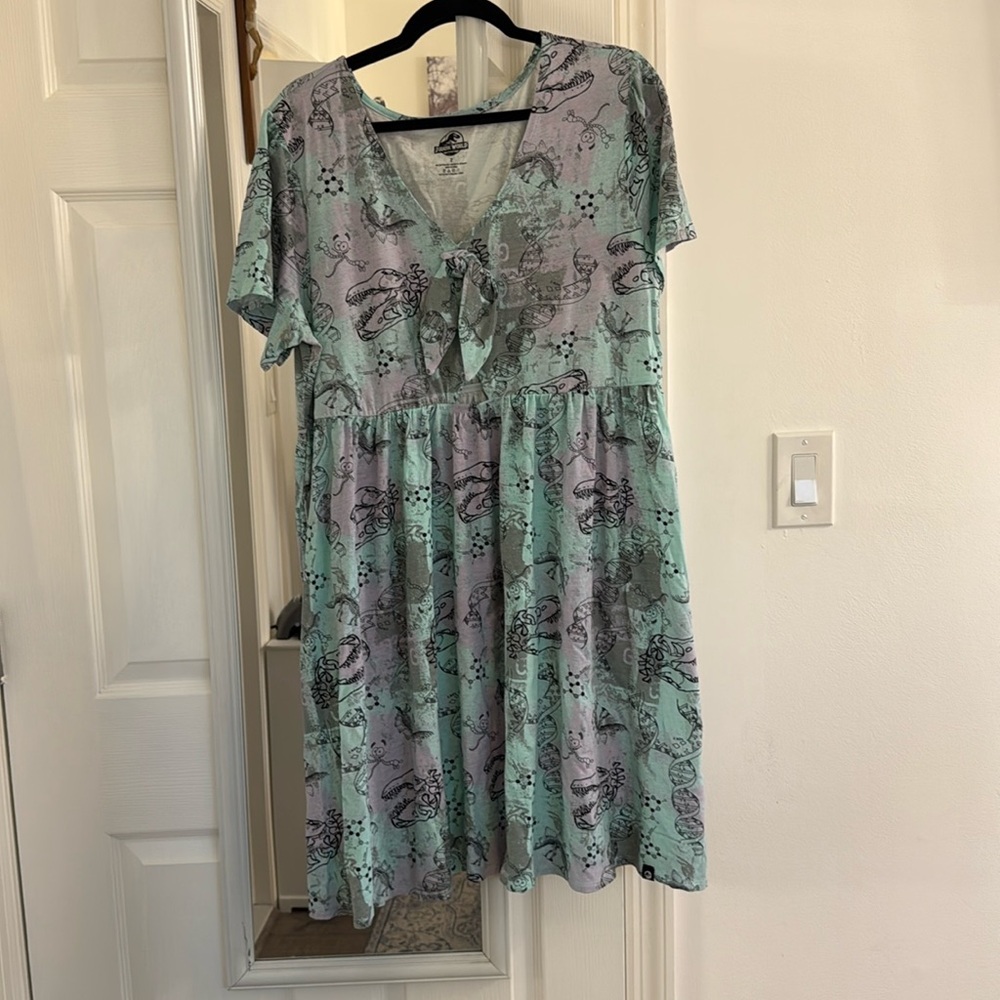 Jurassic Park DNA Dress Casual Comfy Plus Size Jurassic World Hot Topic Torrid - Picture 3 of 7